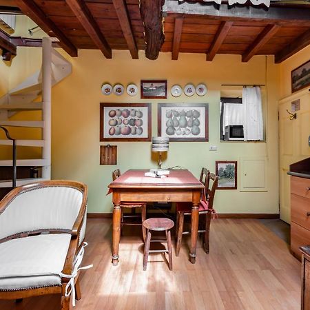 Апартаменты Brera Cosy Studio On 2 Levels! Милан Экстерьер фото